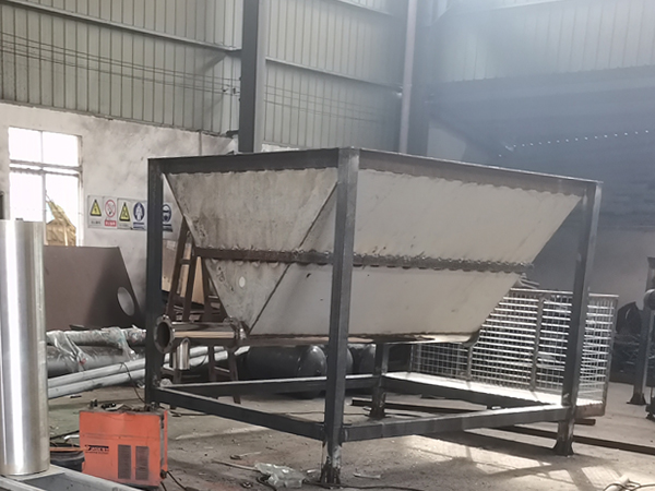 �Zʳ����ݔ�͙C